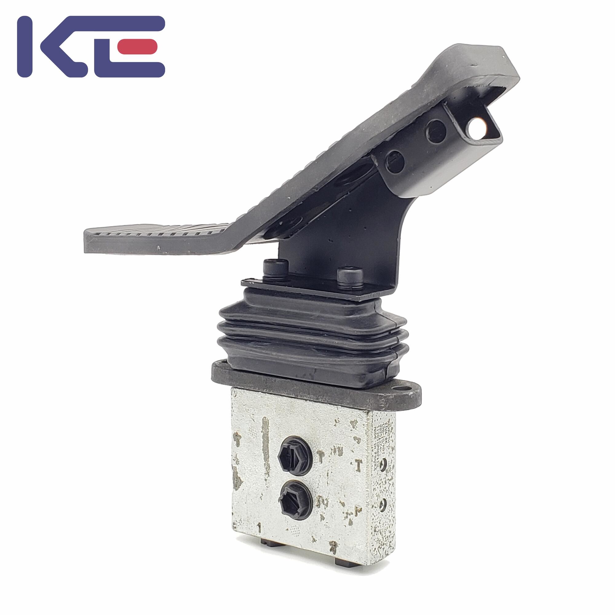 Excavator Foot Operated Hydraulic Valve Standard Hydraulic Spare Parts